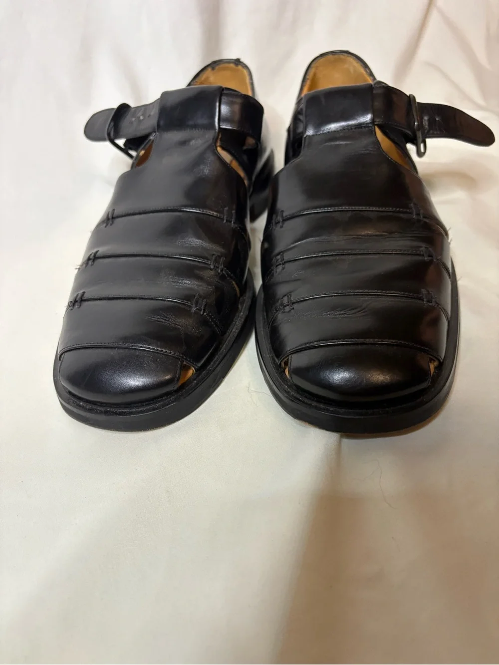 Mezlan Black Leather Fisherman-Style Men’s Sandals with Buckle